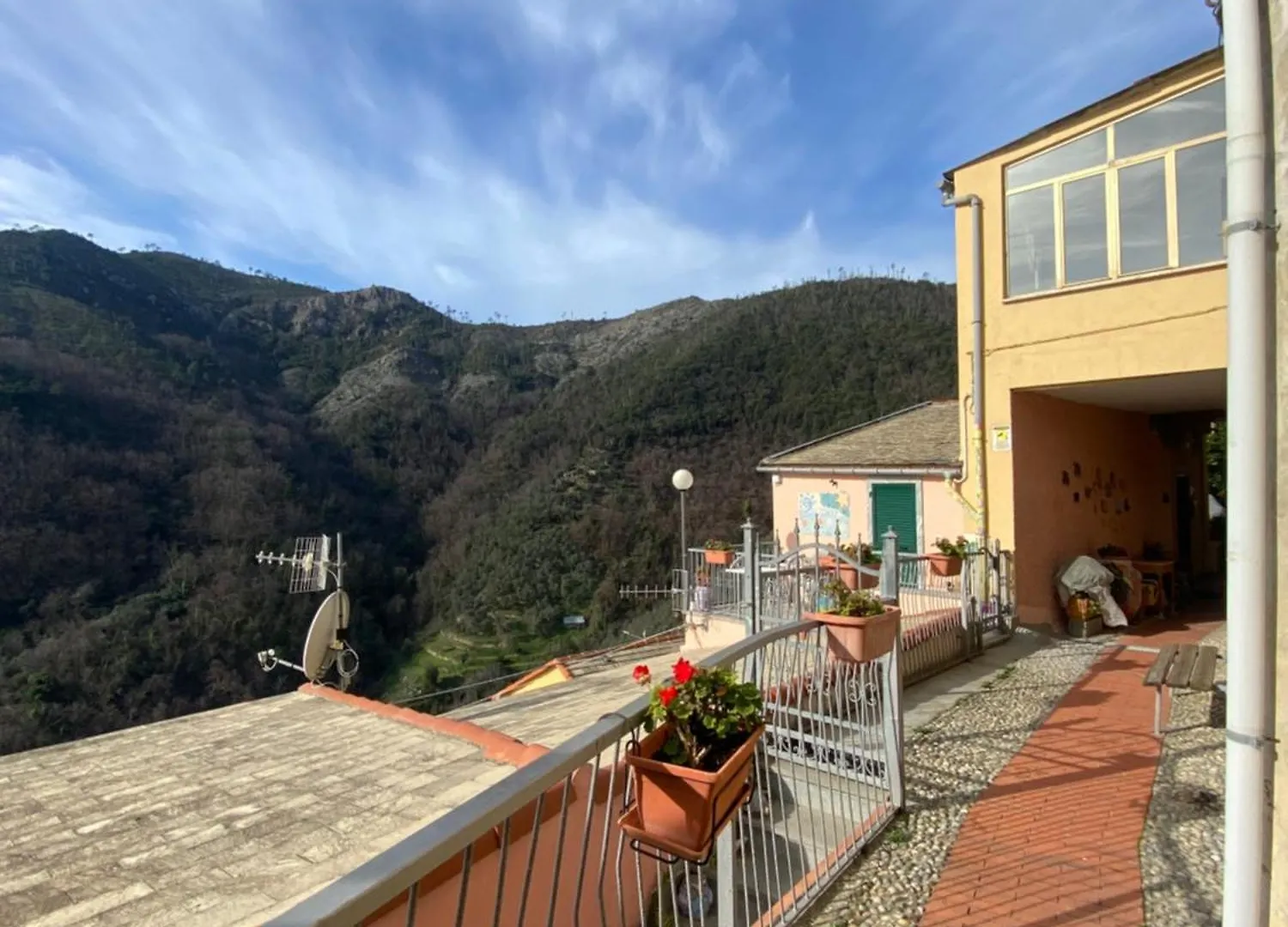 'La Casa Della Ninni' Montale  Italy