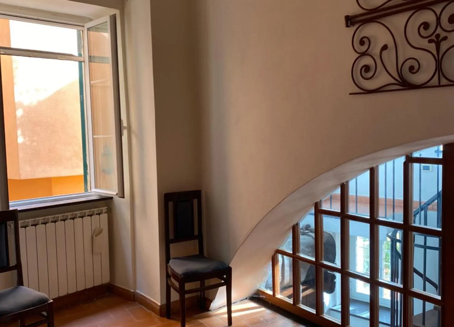 'La Casa Della Ninni' Montale