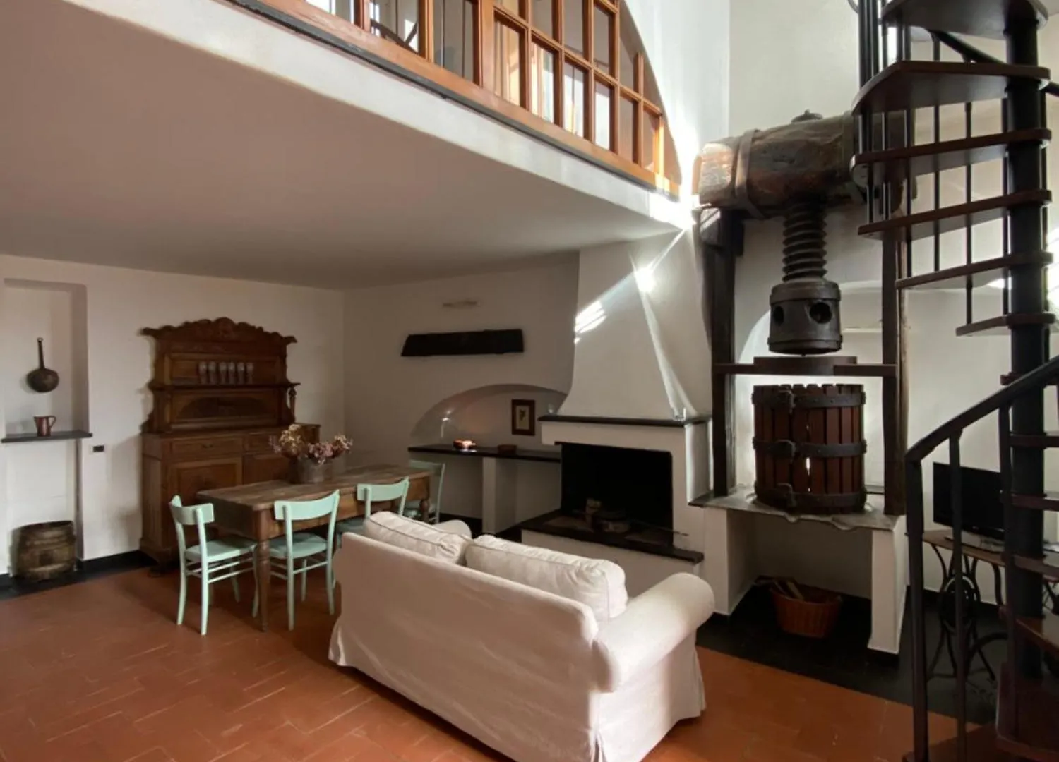 'La Casa Della Ninni' Montale  Holiday home Montale (Liguria)